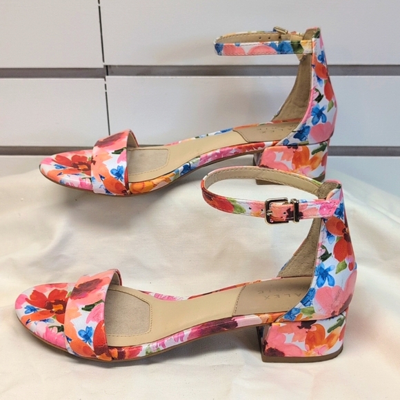 Alex Marie Malahn Floral Leather Ankle Strap Block Heel Dress Sandals Size 6 - Picture 4 of 7